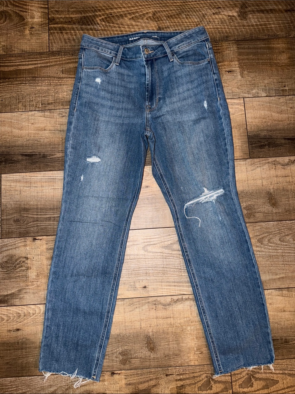 Old Navy Women's Wow Straight High Rise Distressed Jeans Size 8
